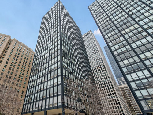 Vista di uno dei Lake Shore Driving Buildings Apartments di Chicago